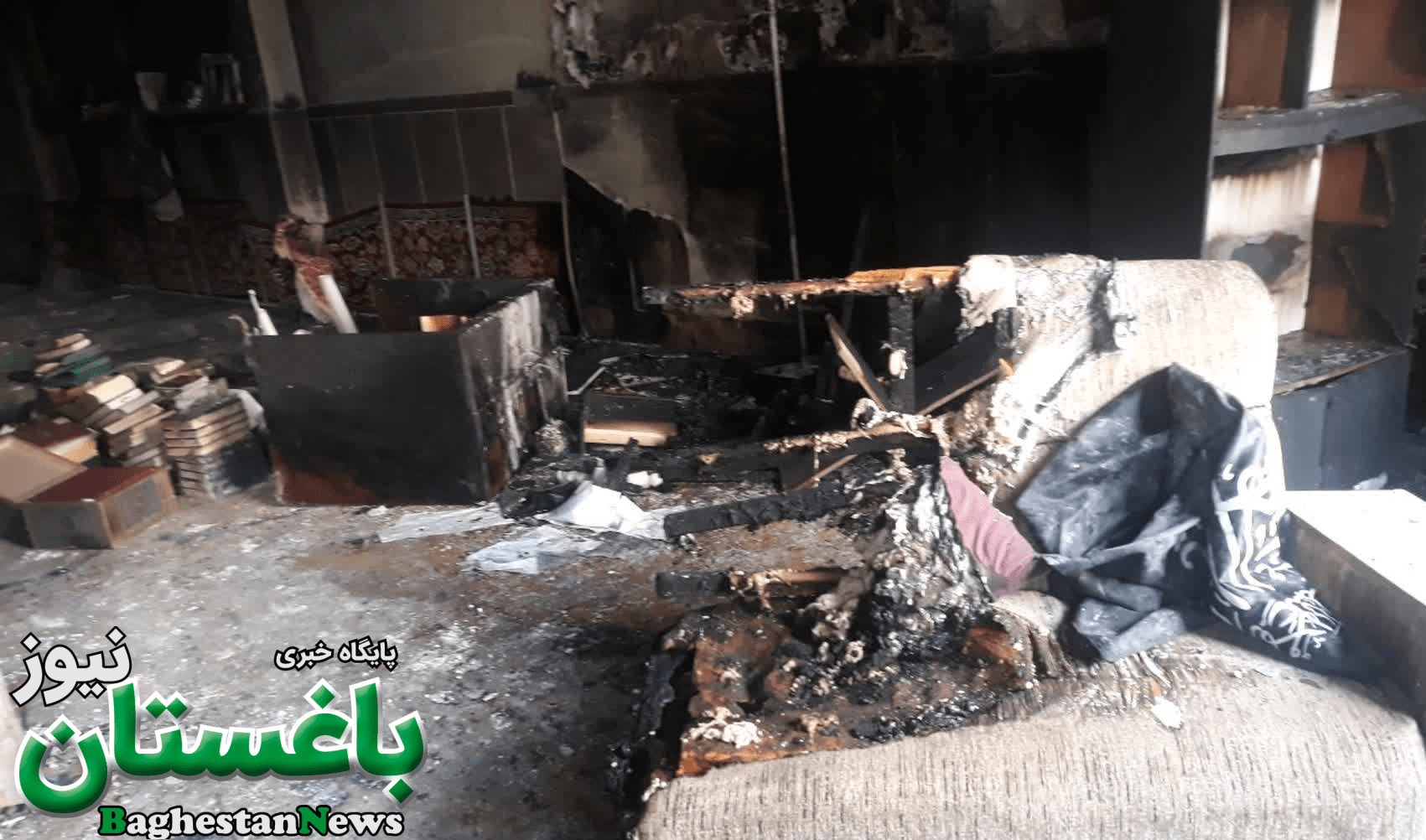 دانلود فیلم و کلیپ حمله به مسجد ابوذر و آتش زدن آن توسط اغتشاشگران3