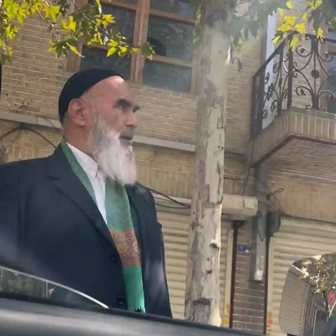 تصاویری از شباهت باورنکردنی یک مرد ایرانی با امام خمینی (ره)