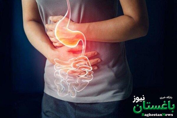 چرا بعد از نوشیدن آب نفخ می‌کنیم؟
