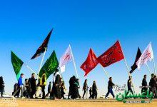 زائران ایرانی جاده راهپیمایی اربعین را پاک می‌کنند